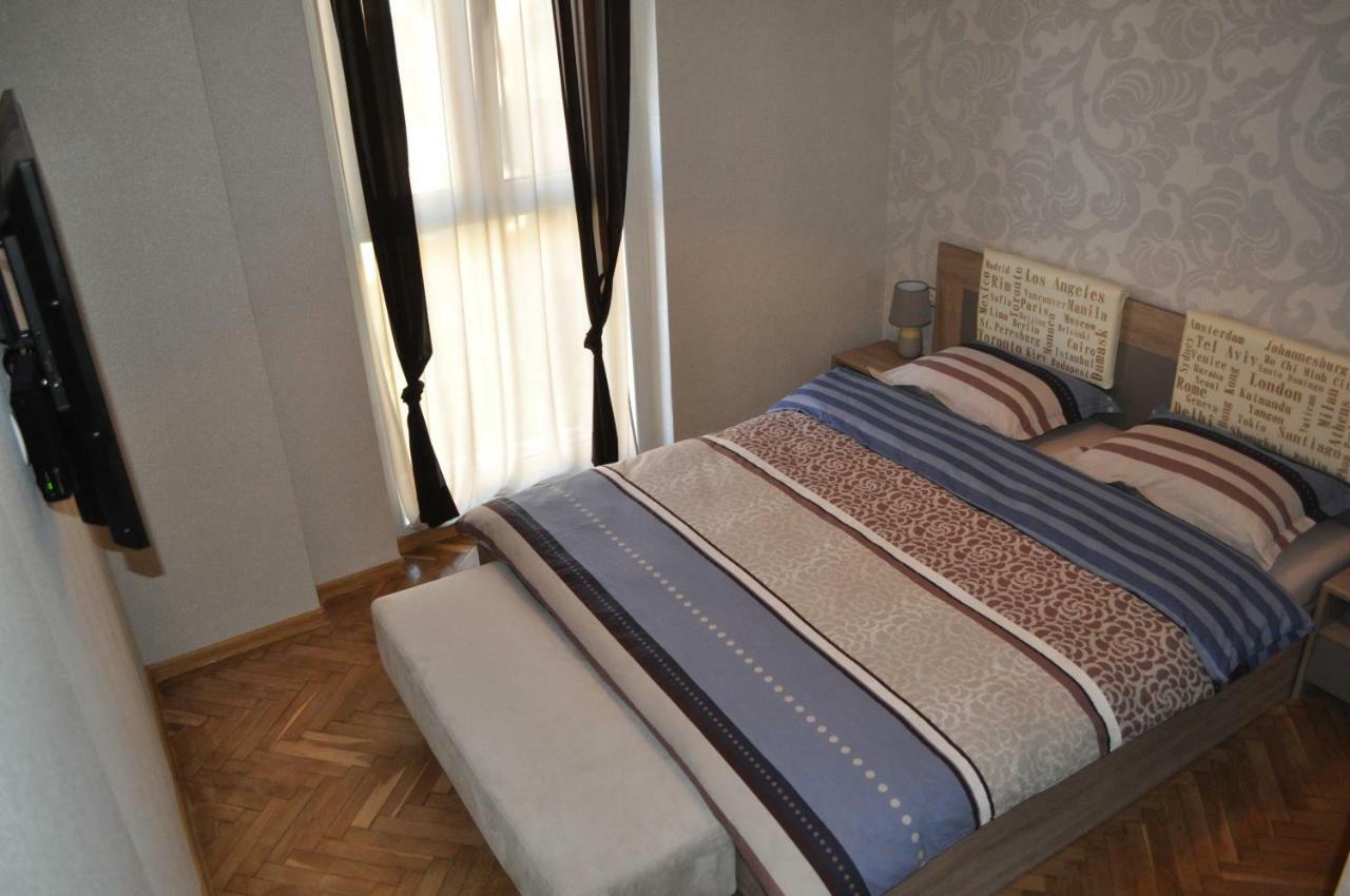 Sofia Central Pretty Apartment Ngoại thất bức ảnh